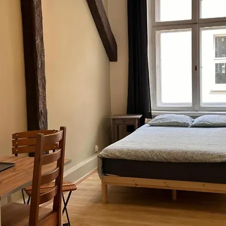 Apolla 34 Апарт-отель Познань