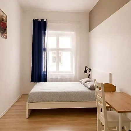 Apolla 34 Апарт-готель Познань